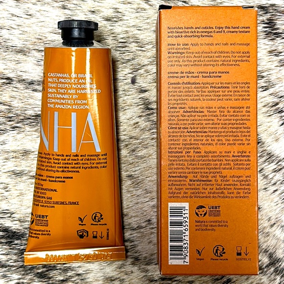 Natura EKOS CASTANHAS Hand Cream - Picture 2 of 2